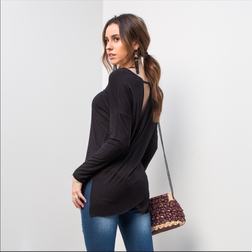✨LAST ONE✨Open Back Black Flowy Top - Picture 3 of 7